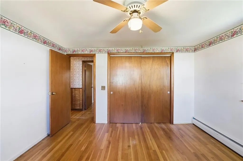 32 Omaha Boulevard Warwick RI 02889