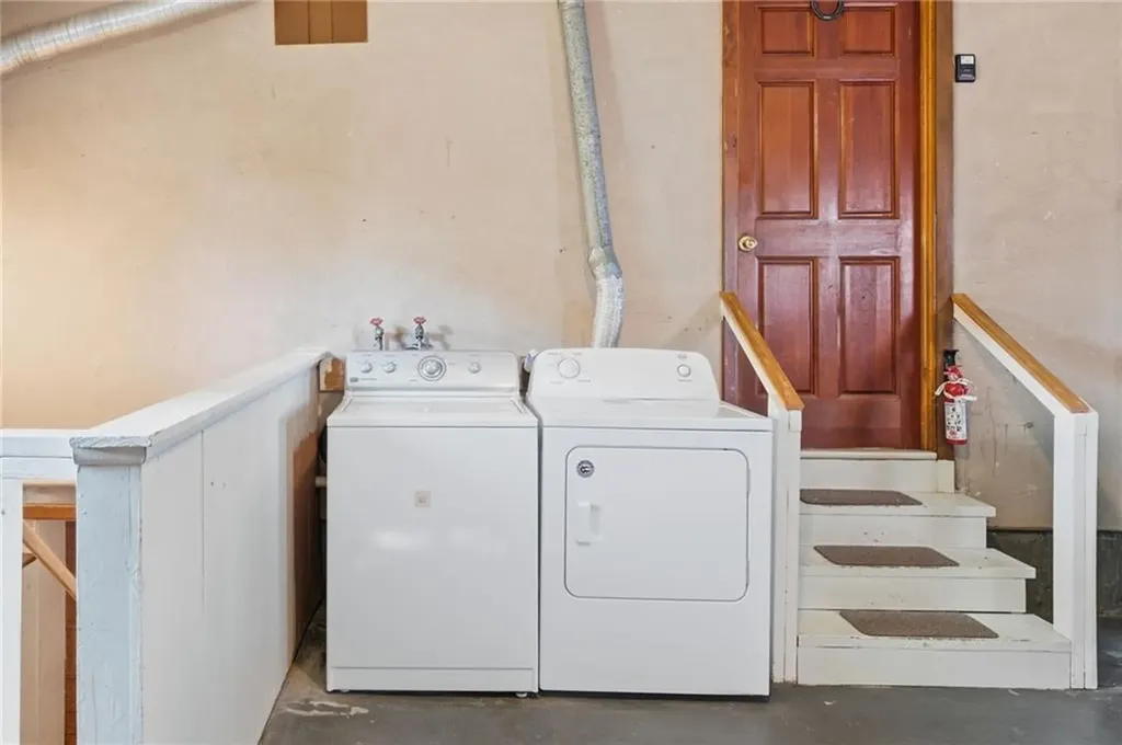 32 Omaha Boulevard Warwick RI 02889