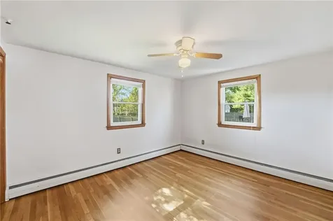 32 Omaha Boulevard Warwick RI 02889