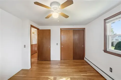 32 Omaha Boulevard Warwick RI 02889