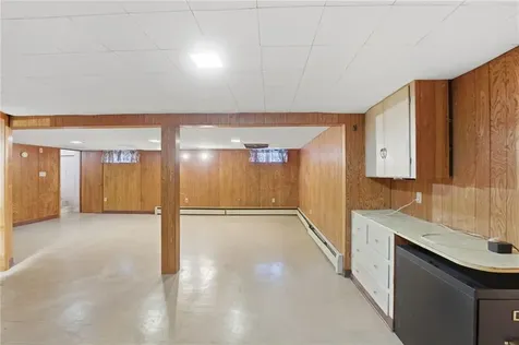 32 Omaha Boulevard Warwick RI 02889