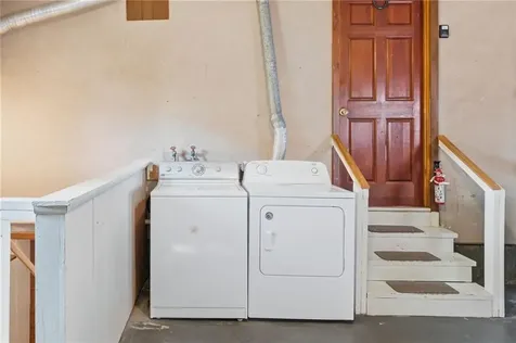 32 Omaha Boulevard Warwick RI 02889