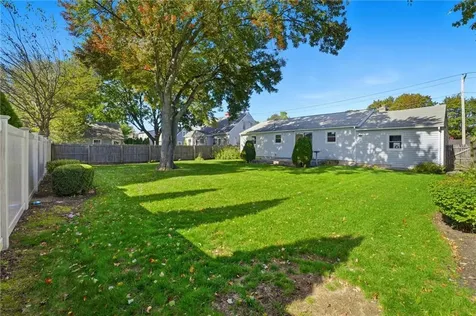 32 Omaha Boulevard Warwick RI 02889