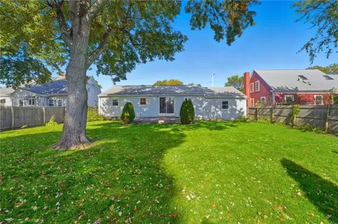 32 Omaha Boulevard Warwick RI 02889