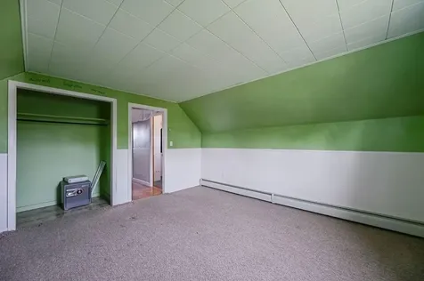 92 Bracket Avenue Tiverton RI 02878