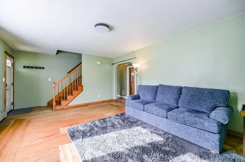 92 Bracket Avenue Tiverton RI 02878