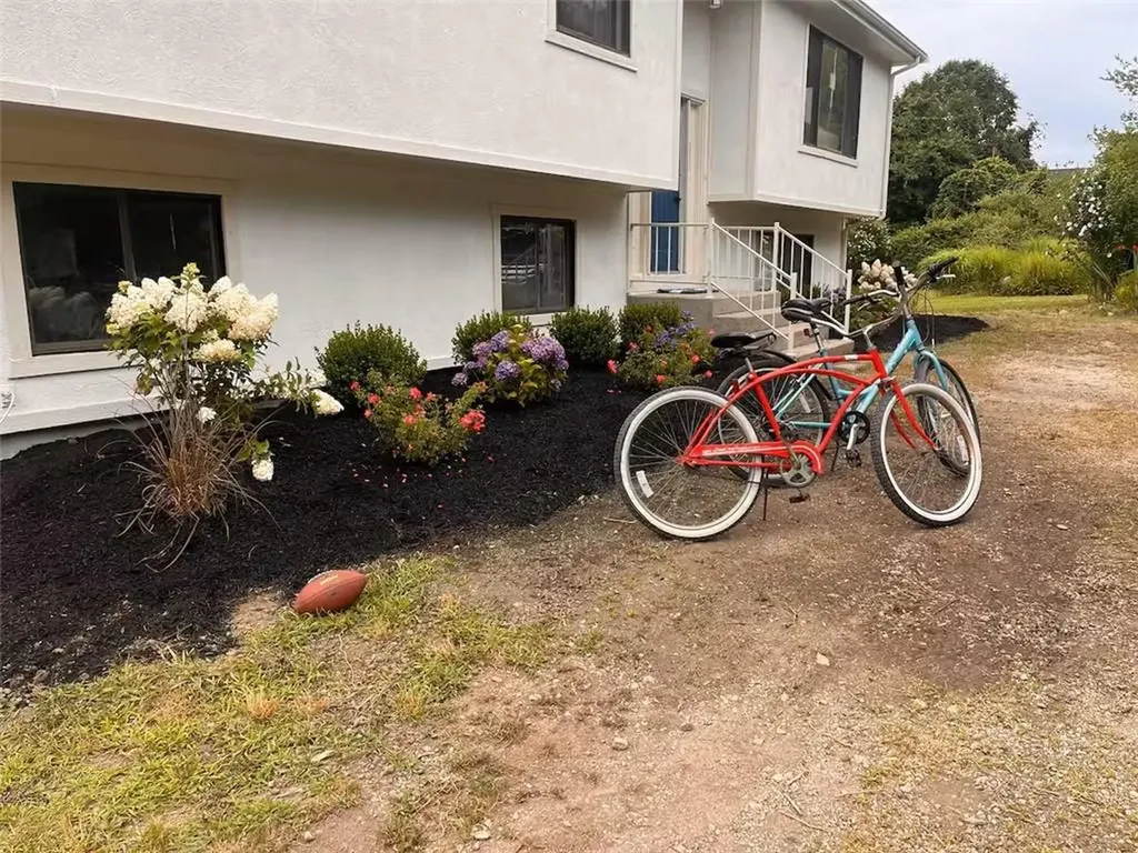 16 Pleasant View Drive Little Compton RI 02837