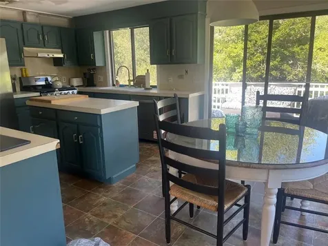 16 Pleasant View Drive Little Compton RI 02837