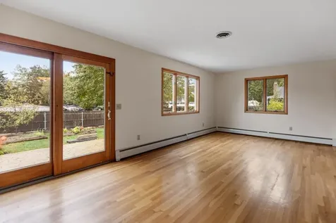 135 Greenmeadow Circle North Kingstown RI 02852