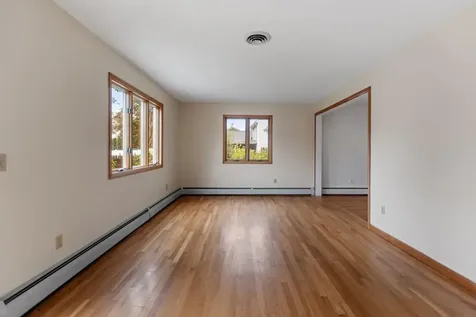 135 Greenmeadow Circle North Kingstown RI 02852