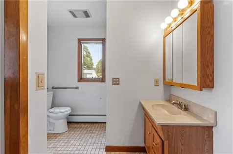 135 Greenmeadow Circle North Kingstown RI 02852