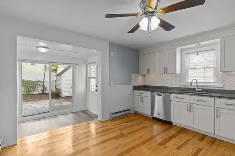 74 Leslie Street Cranston RI 02910