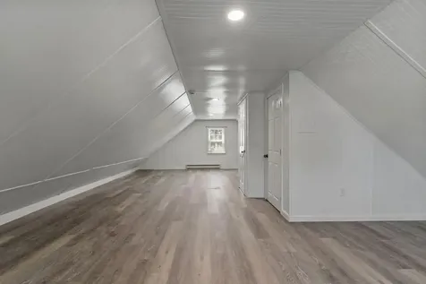 74 Leslie Street Cranston RI 02910