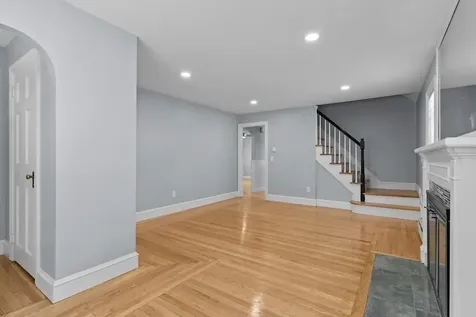 74 Leslie Street Cranston RI 02910