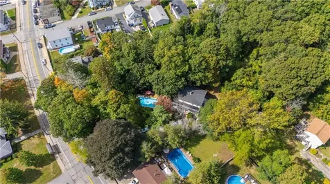 1189 Plainfield Street Johnston RI 02919