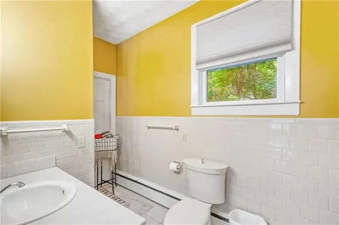 1189 Plainfield Street Johnston RI 02919