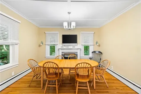 1189 Plainfield Street Johnston RI 02919