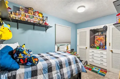 1189 Plainfield Street Johnston RI 02919