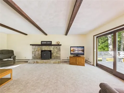 10 Columbia Lane Jamestown RI 02835