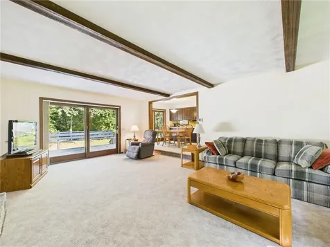 10 Columbia Lane Jamestown RI 02835