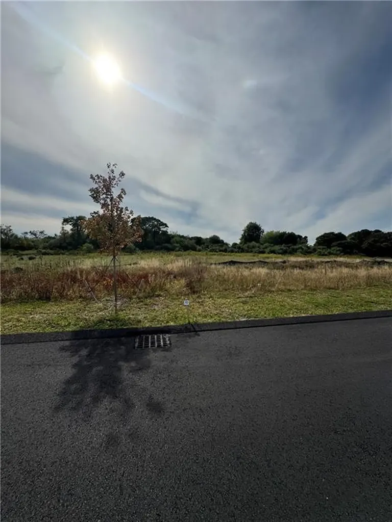 4772 Old Post Road Charlestown RI 02813