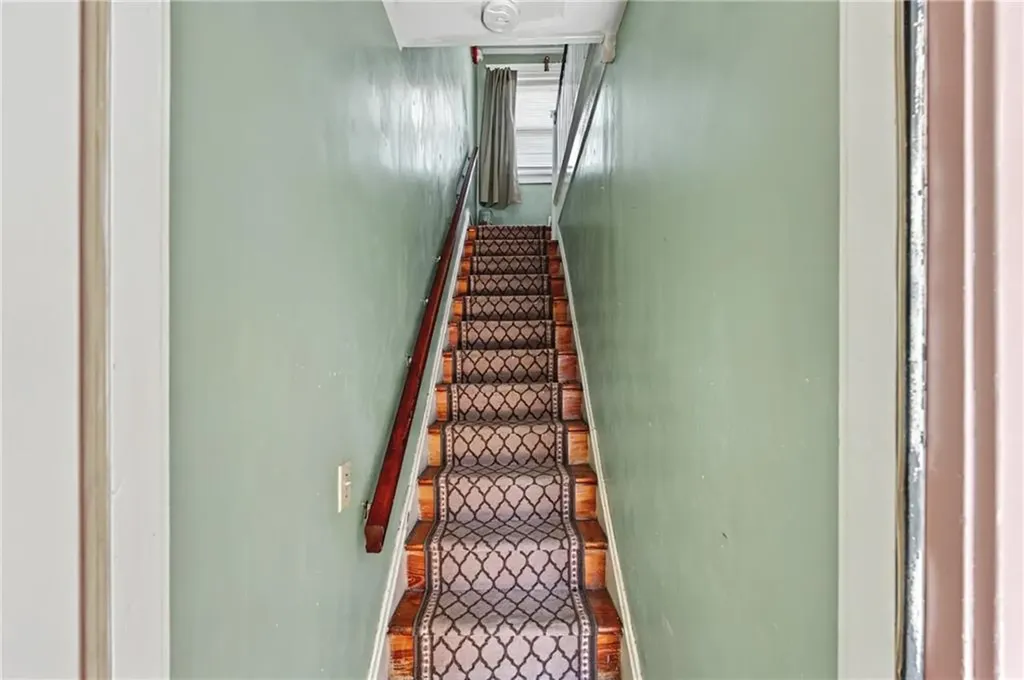 1264 Elmwood Avenue Providence RI 02907