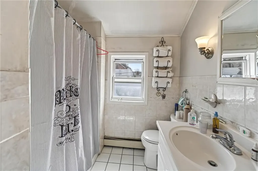 1264 Elmwood Avenue Providence RI 02907