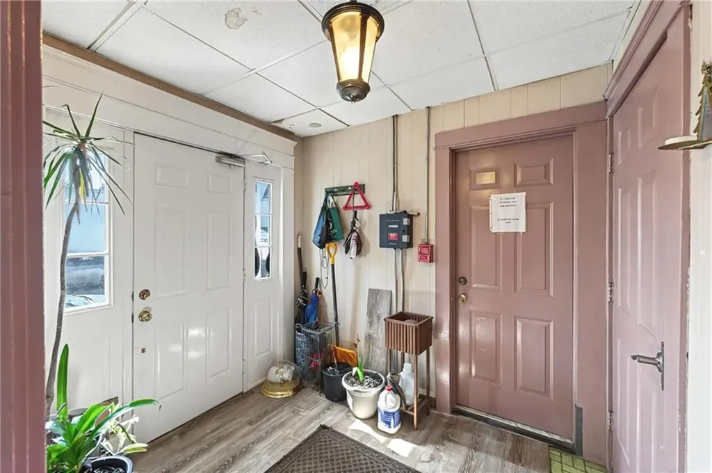 1264 Elmwood Avenue Providence RI 02907