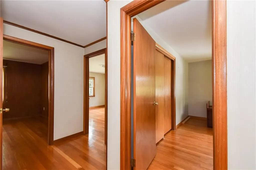 44 Crowfield Drive Warwick RI 02888