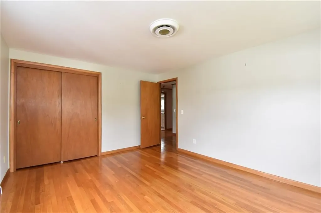 44 Crowfield Drive Warwick RI 02888