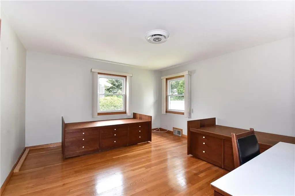 44 Crowfield Drive Warwick RI 02888
