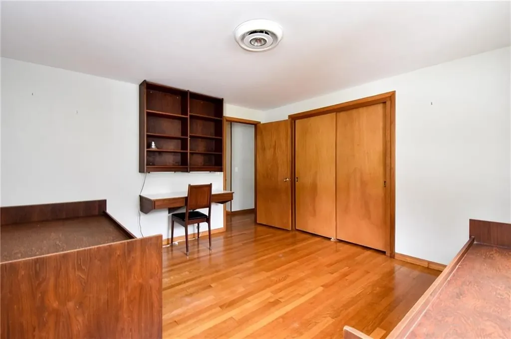 44 Crowfield Drive Warwick RI 02888