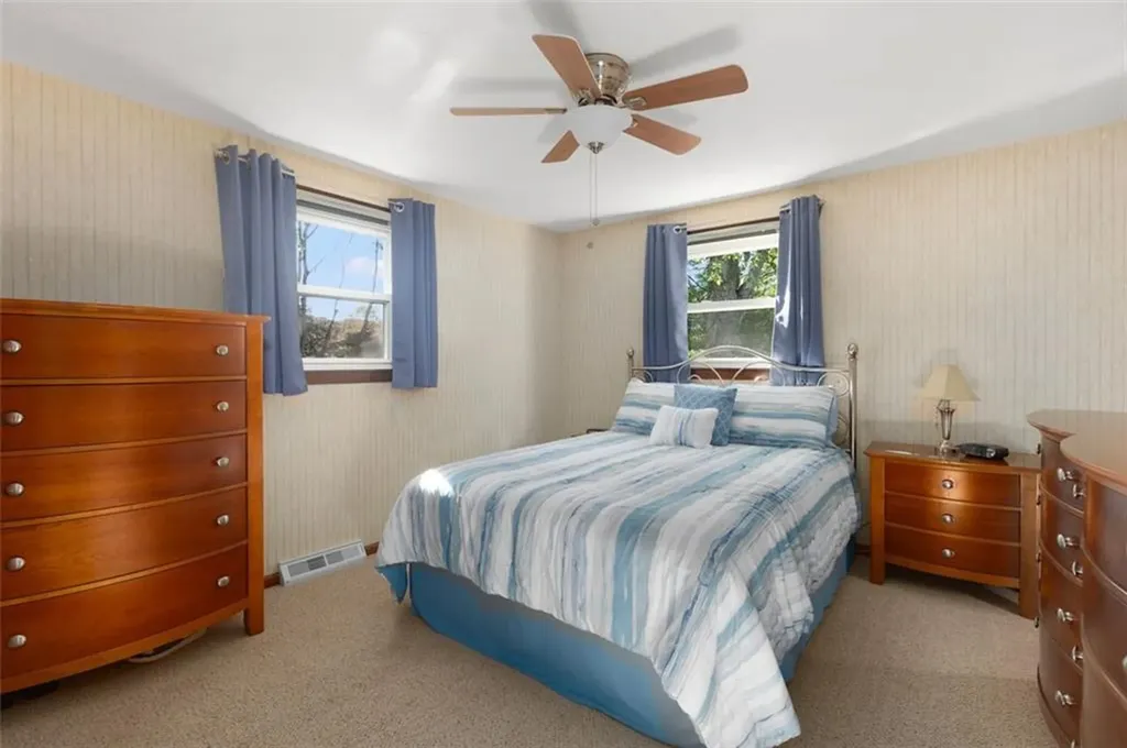 136 Sefton Avenue Warwick RI 02889