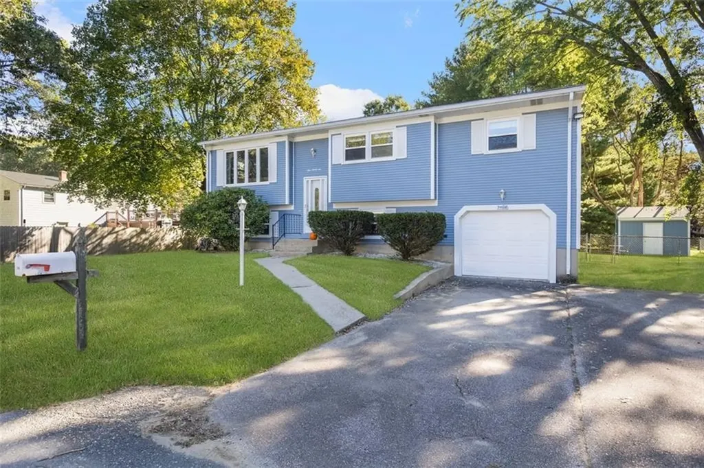 136 Sefton Avenue Warwick RI 02889