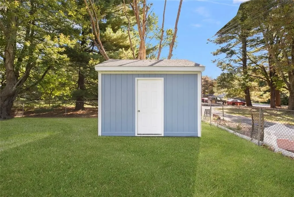 136 Sefton Avenue Warwick RI 02889