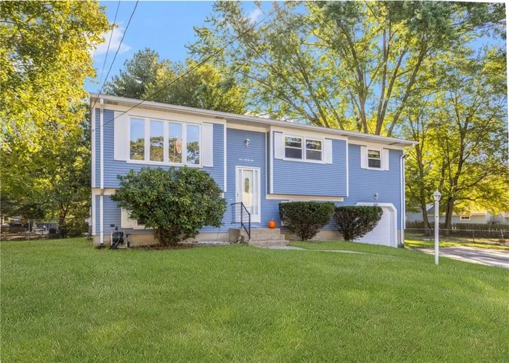 136 Sefton Avenue Warwick RI 02889