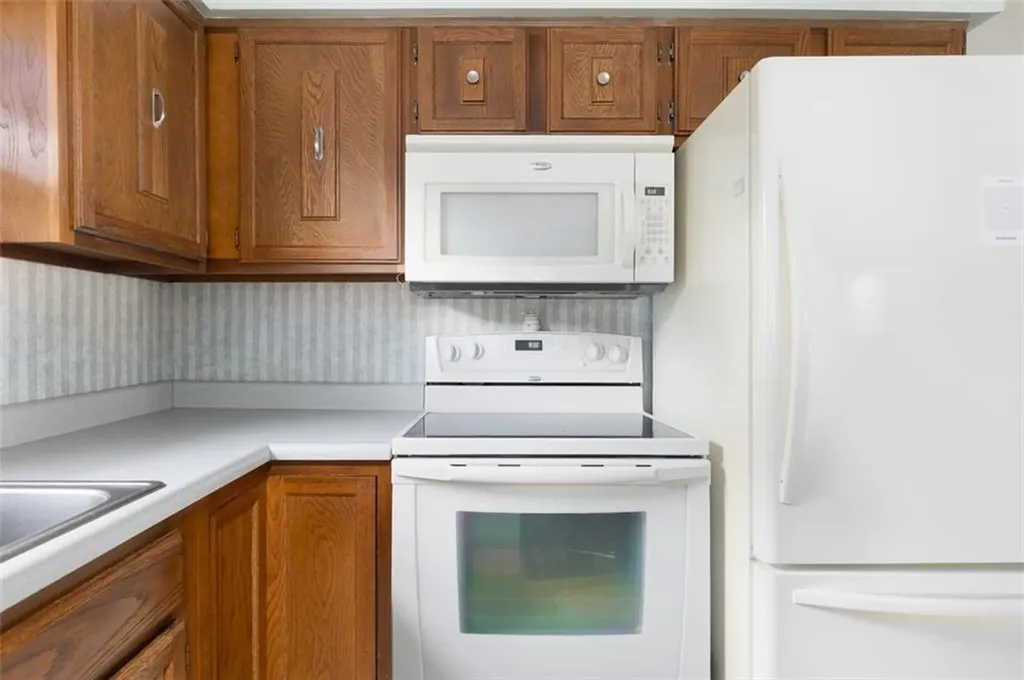 136 Sefton Avenue Warwick RI 02889