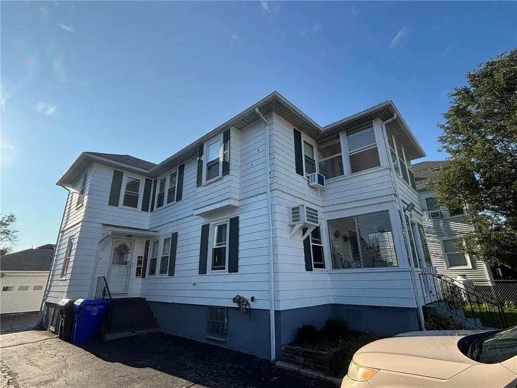 62 Pond Street West Warwick RI 02893