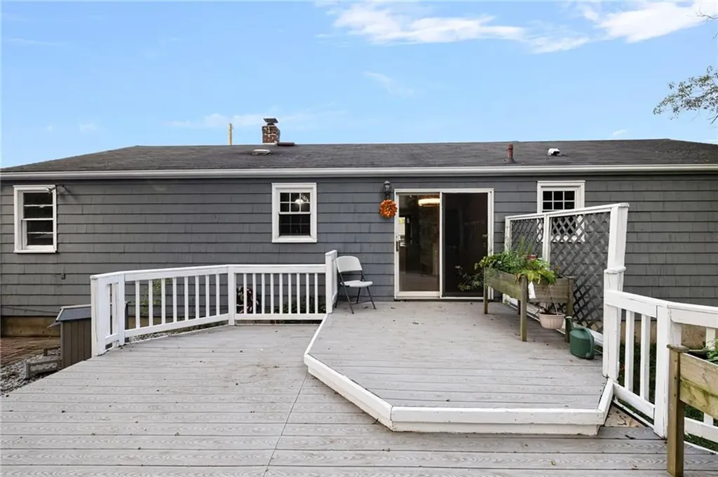 82 Princeton Avenue Coventry RI 02816