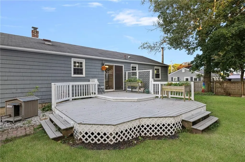 82 Princeton Avenue Coventry RI 02816
