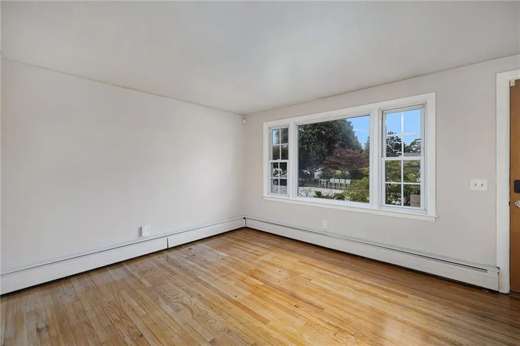82 Princeton Avenue Coventry RI 02816