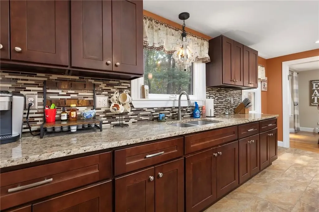 790 Cowesett Road Warwick RI 02886