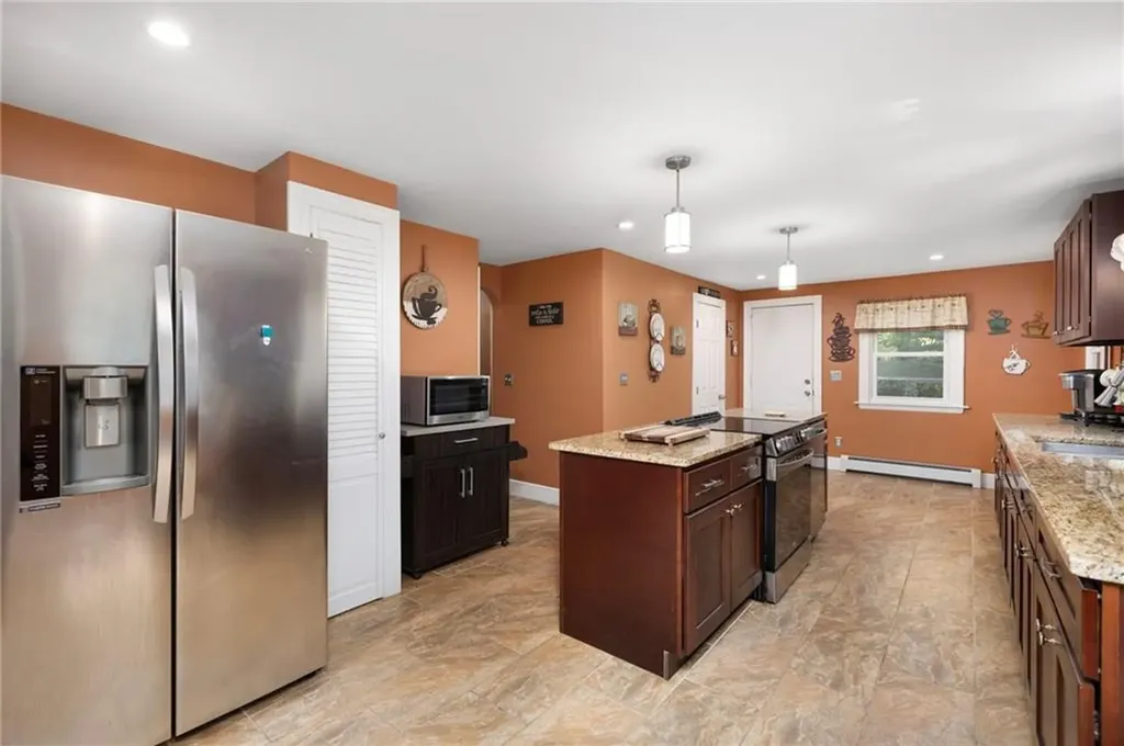 790 Cowesett Road Warwick RI 02886
