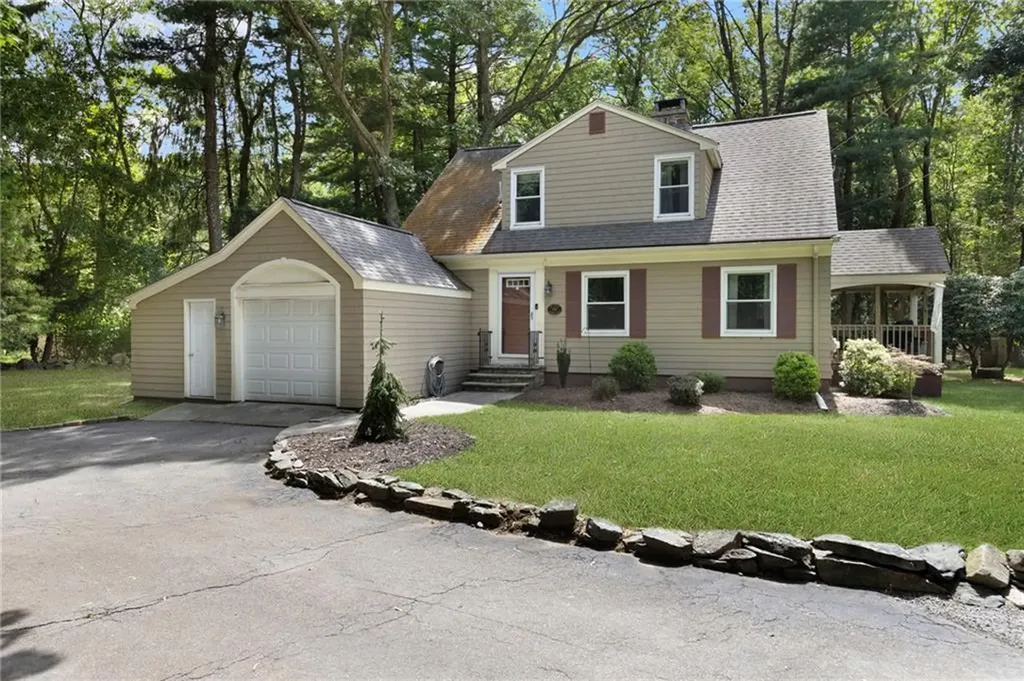 790 Cowesett Road Warwick RI 02886