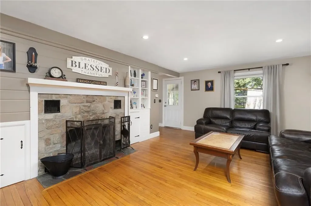 790 Cowesett Road Warwick RI 02886