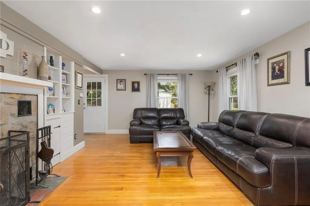 790 Cowesett Road Warwick RI 02886