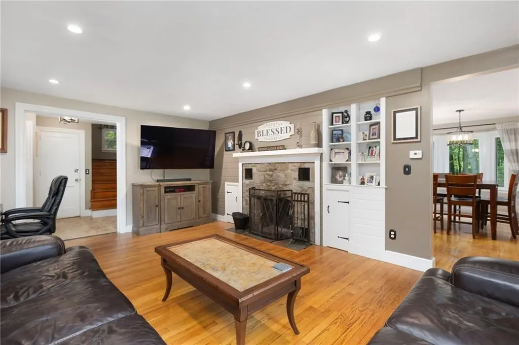 790 Cowesett Road Warwick RI 02886