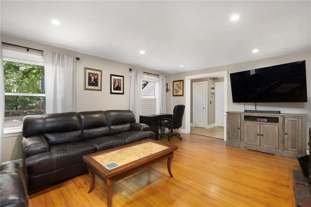790 Cowesett Road Warwick RI 02886