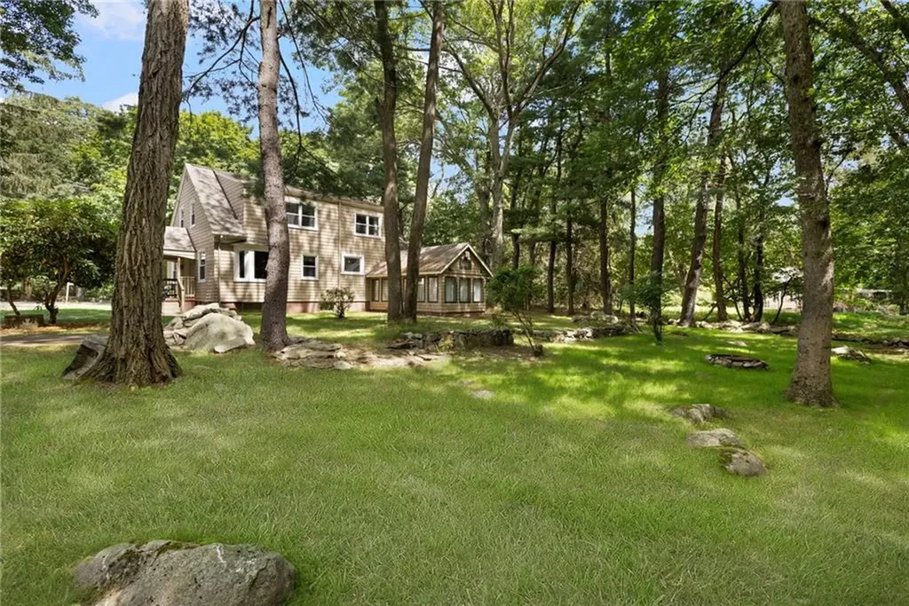 790 Cowesett Road Warwick RI 02886
