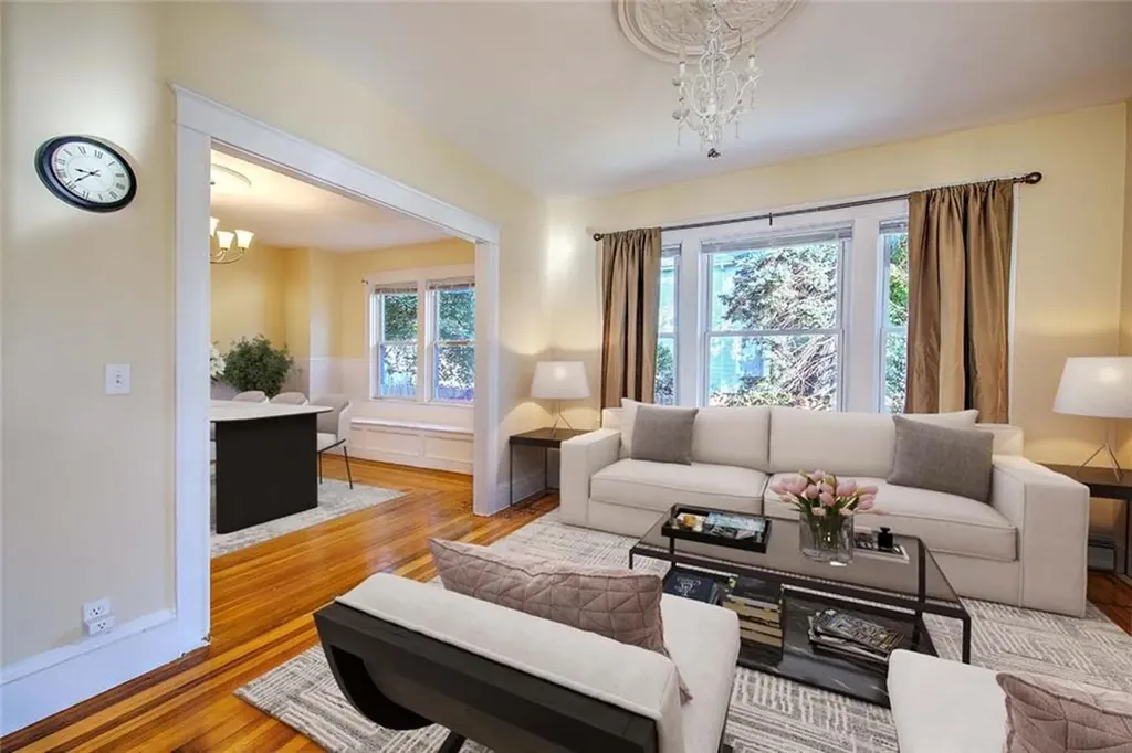 668 Academy Avenue Providence RI 02908